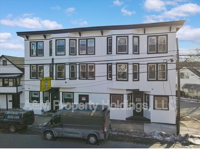 Foto del edificio - 143 N 9th St