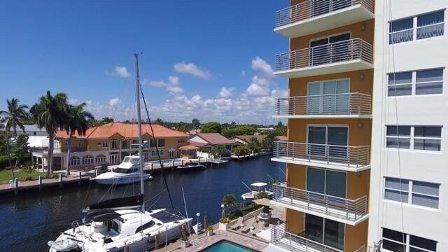 Foto del edificio - 2900 NE 30th St