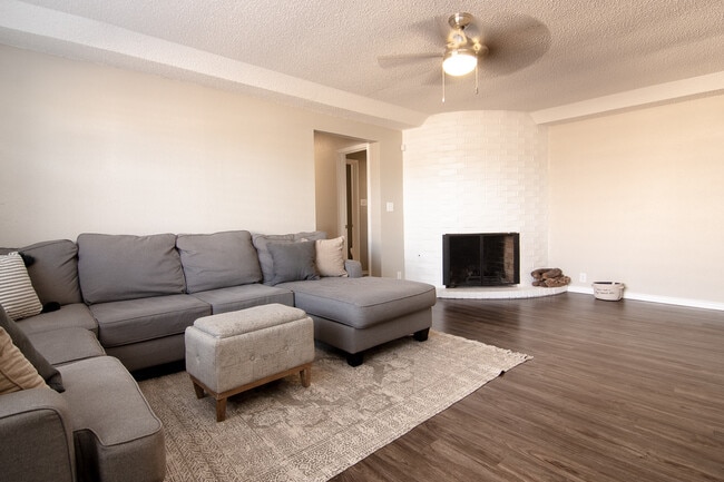 Building Photo - 5201 18th St