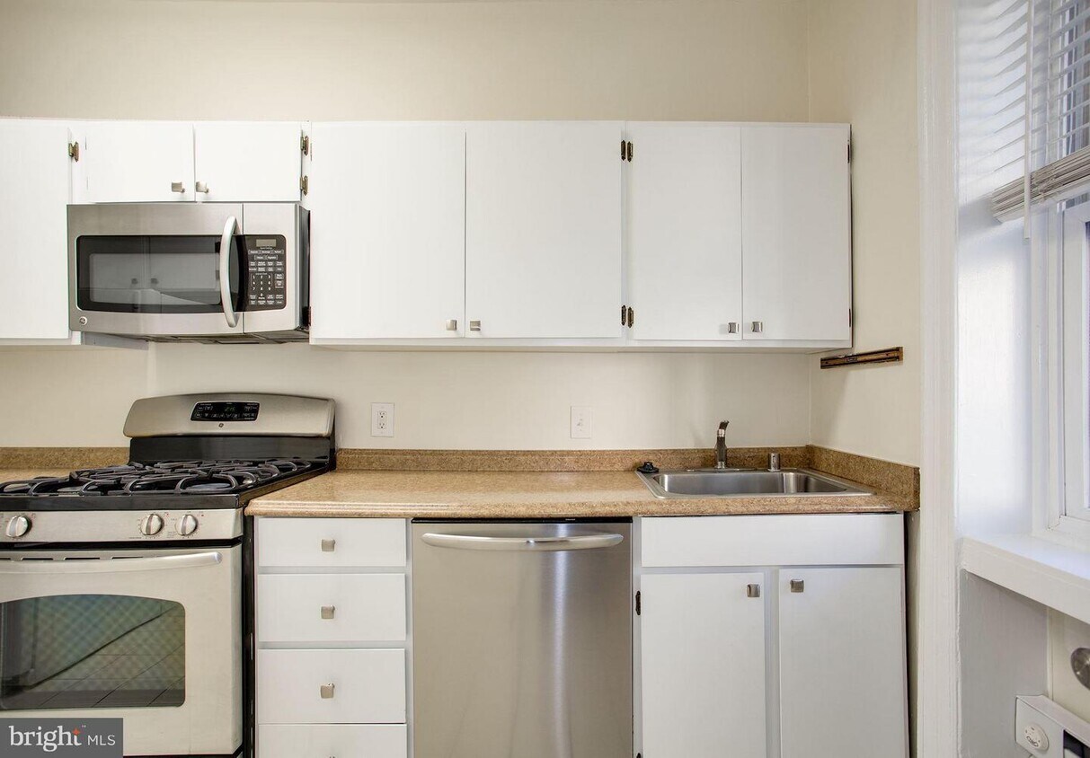 3100 Connecticut Ave NW Unit 102, Washington, DC 20008 Condo for Rent