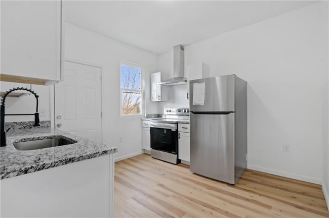 Building Photo - 7711 Westmoreland Ave