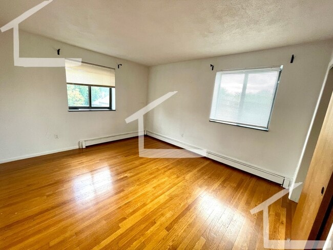 Photo - Avl NOW No Fee! Spacious Allston 2BR w/par... Apartment