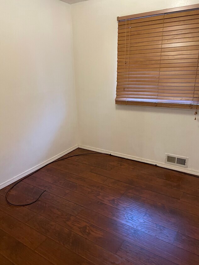 29902 Euclid Ave Unit 6B, Wickliffe, OH 44092 Condo for Rent in