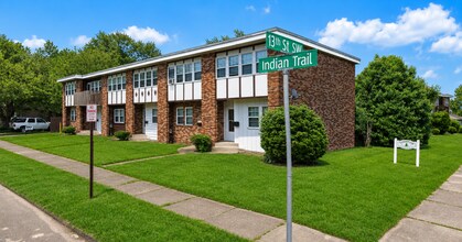 Building Photo - 852 Indian Trail