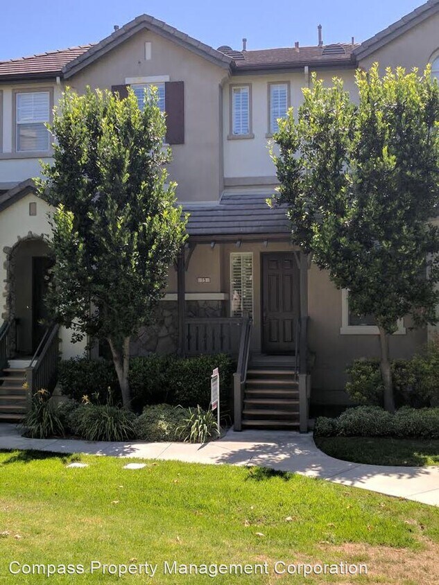 Primary Photo - 2 br, 2.5 bath House - 15 Harvest Point Lane
