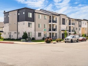 Building Photo - 1386 N 3830 W