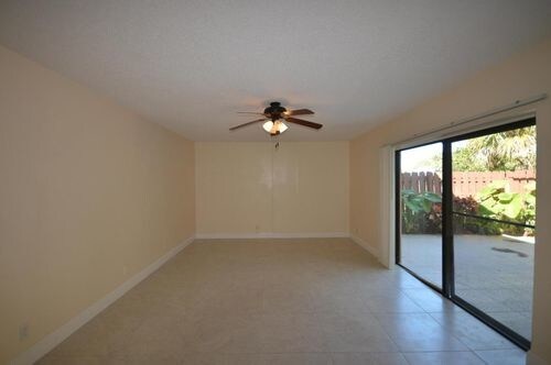 Building Photo - 1420 Augusta Cir