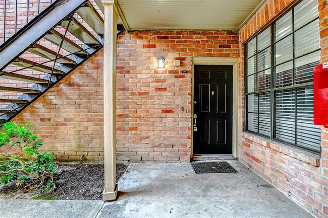 Foto del edificio - 2255 Braeswood Park Dr