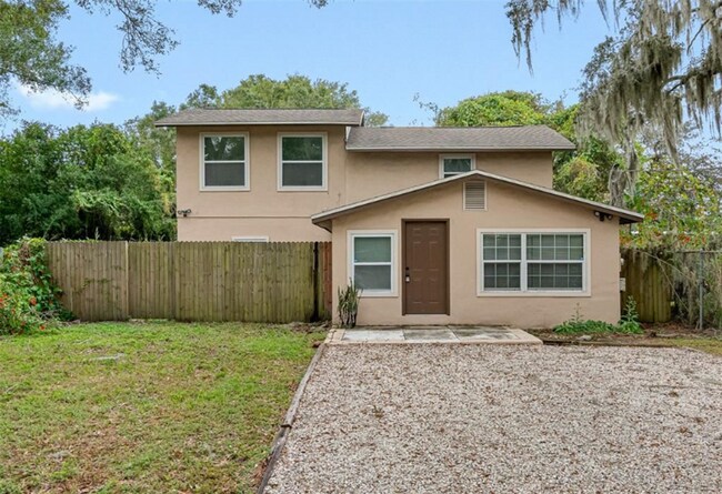 Building Photo - 3 bedroom 3 bathroom Home in Tampa