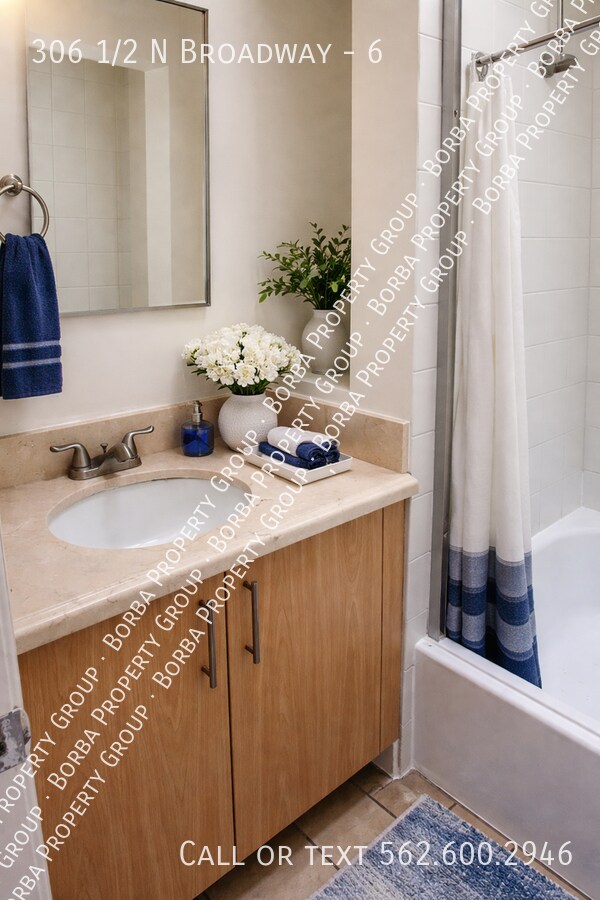 Foto del edificio - 306 1/2 N Broadway-6