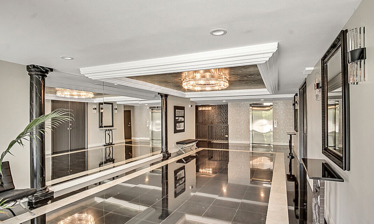Foto principal - 1351 N Crescent Heights Blvd