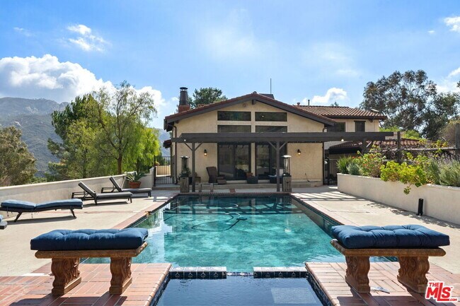 Building Photo - 25613 Mulholland Hwy