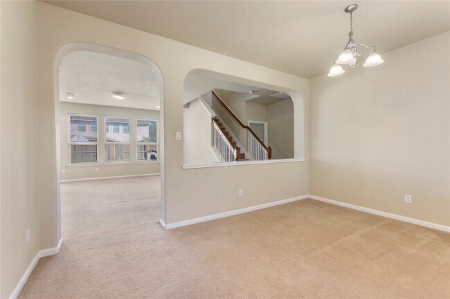 Foto del edificio - 5310 Meadow Canyon Dr