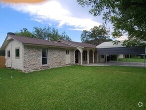 Building Photo - 4406 Desert View Dr