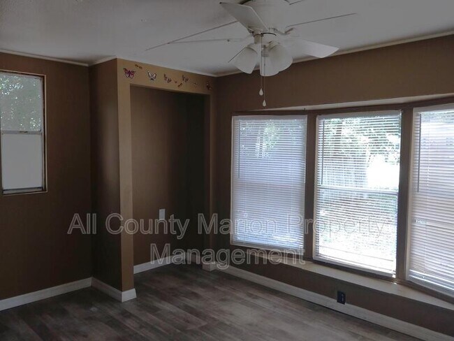 Foto del edificio - 1011 NW 42nd Ln
