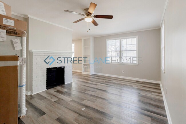 Building Photo - 237 Meadowdale Dr