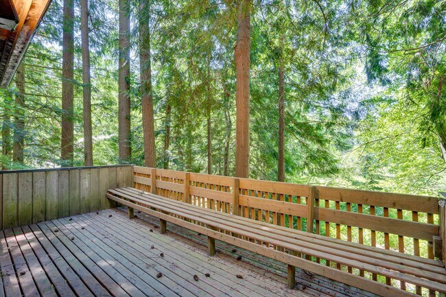 Building Photo - Modern 2 bed 1 bath in Mukilteo single fam...