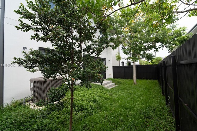 Foto del edificio - 1159 NW 3rd St