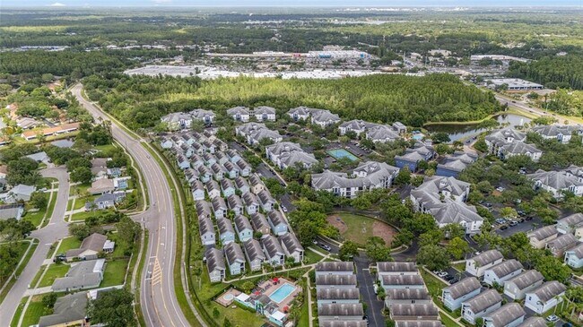 Foto del edificio - 4004 Bangalow Palm Ct