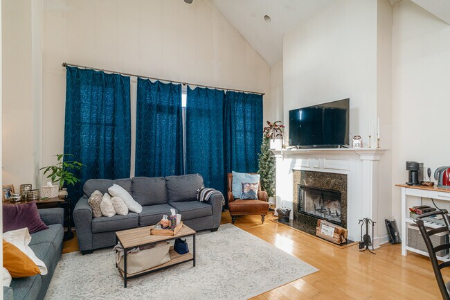 Foto del edificio - 509 N Hartland Ct
