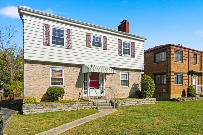 Photo - Charming Covedale Duplex Apartment