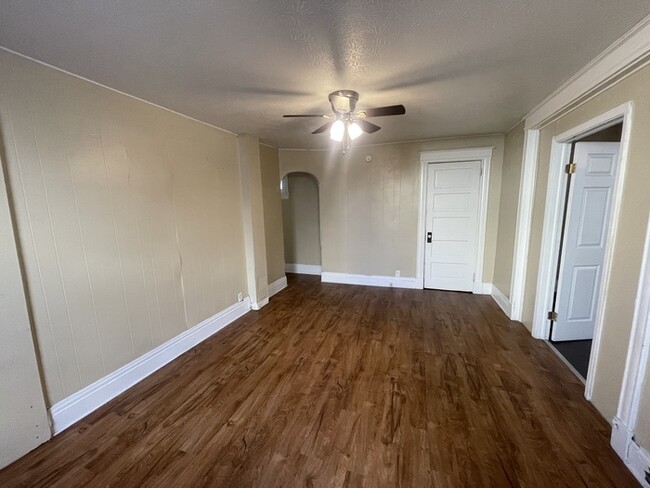 Building Photo - 1-Bedroom Newport, KY