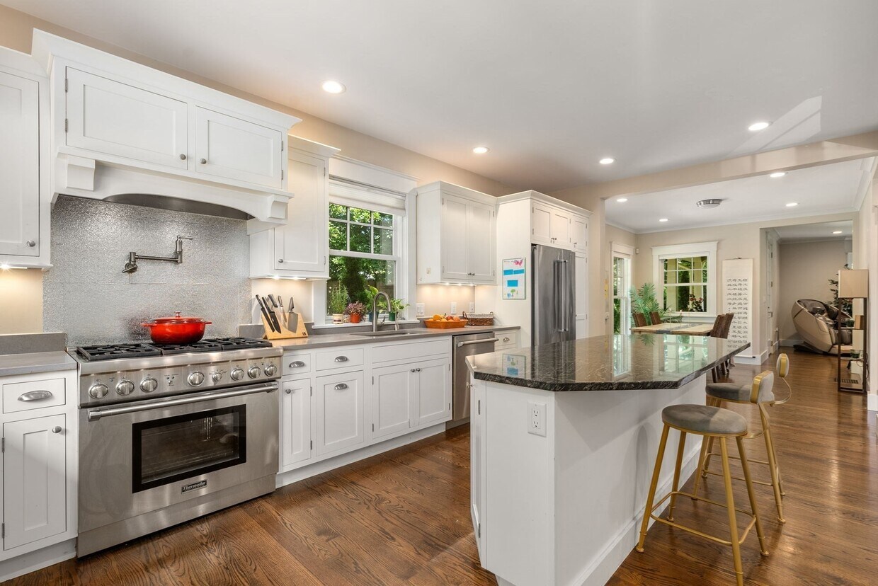 Foto principal - 235 Walnut St