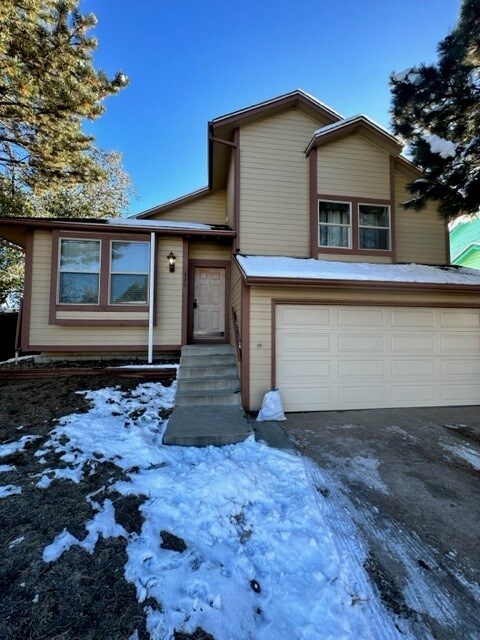 Building Photo - 925 Tammany Dr
