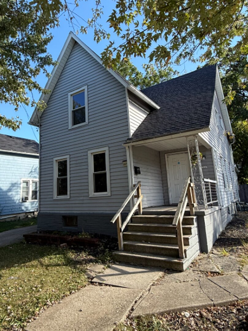 2237 Oakdale Ave Lorain, OH 44052 – photo 1