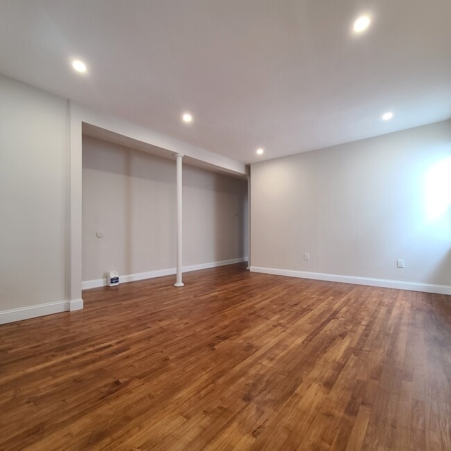 Building Photo - 6115 Monitor Pl