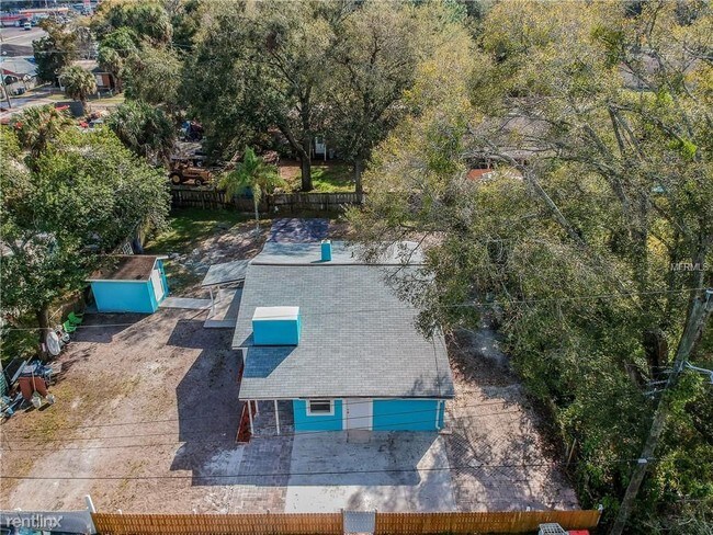 Foto del edificio - 3 br, 2 bath House - 813 E 128th Ave