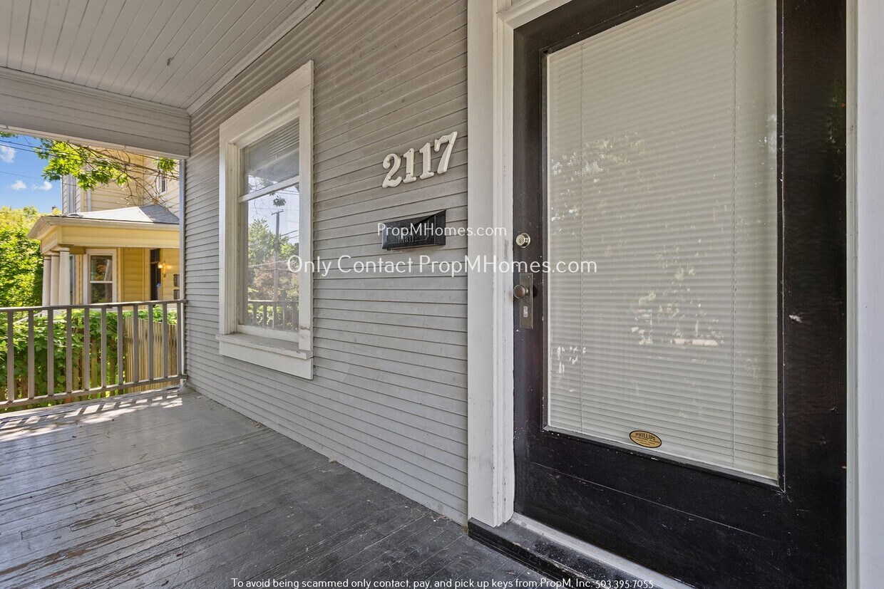 Foto principal - Charming Urban Oasis with Spacious Living ...