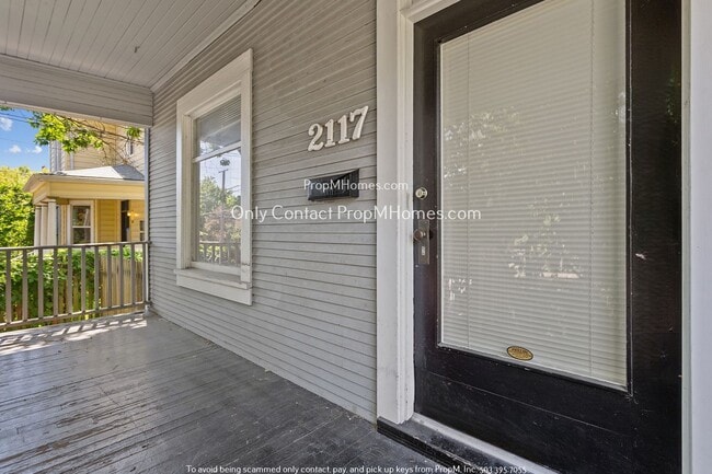 Building Photo - Charming 3 Bedroom Sanctuary in Eliot Neighborhood!