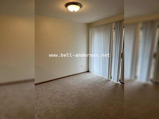 Foto del edificio - 2 Bedroom, 3 Bathroom Townhome Available for Immediate Move In