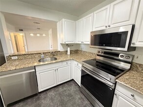 Building Photo - 2711 Ocean Club Blvd