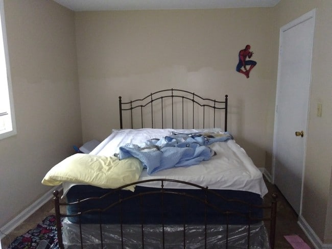Building Photo - Apartment in Anderson