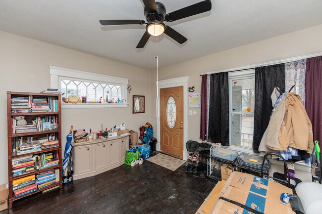 Foto del edificio - 1446 Hopkins Ave