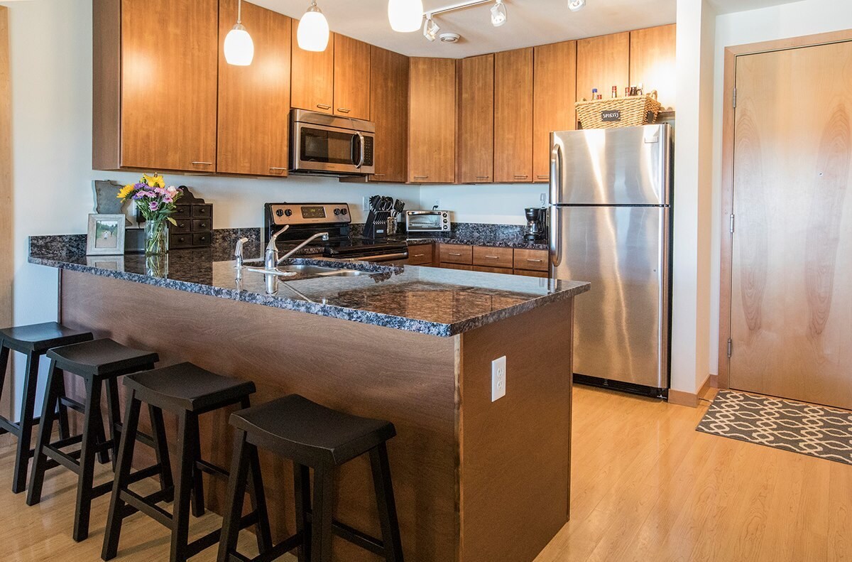 Verge Apartments in Saint Louis Park, MN