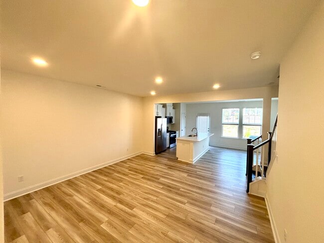 Building Photo - 814 Kensley Grv Ln