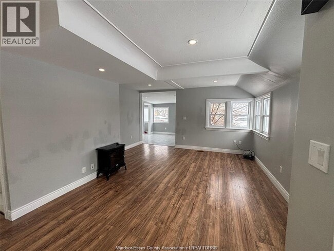 Photo du bâtiment - 3398 Byng Rd