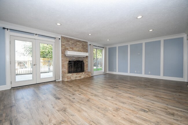 Building Photo - 1711 Earl of Dunmore St