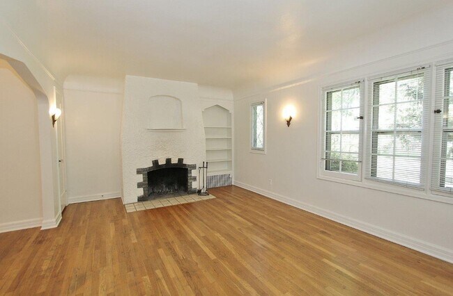 Foto del edificio - 1216 N 8th St