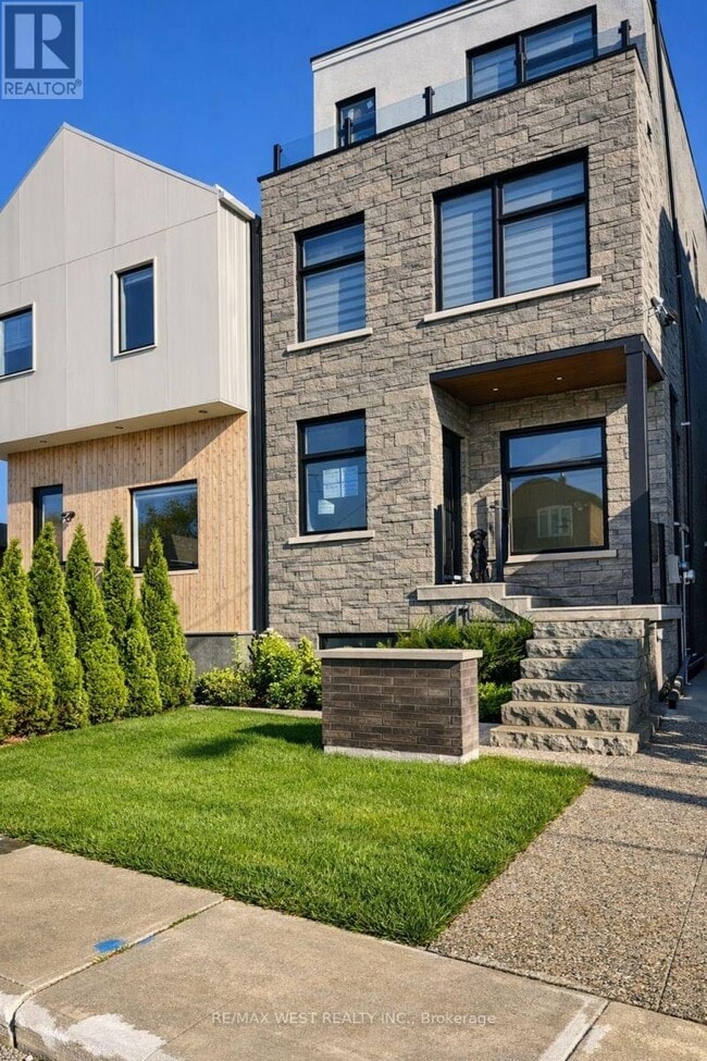 Building Photo - 93 Hatherley Rd