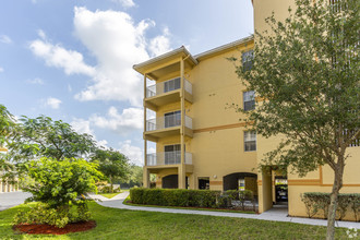 Cobblestone on The Lake Apartments photo'