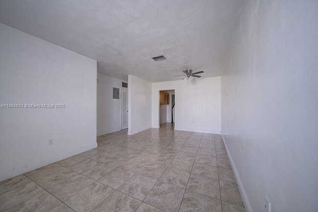 Building Photo - 11250 SW 7th St