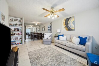 Building Photo - 1311 Antoine Dr