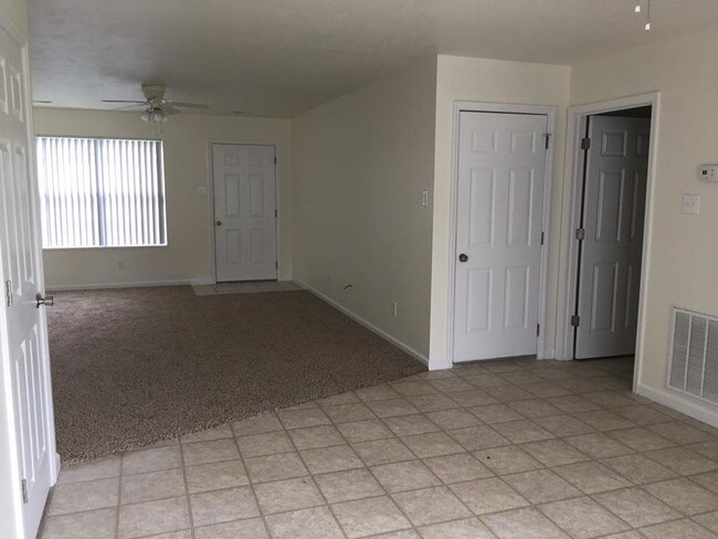 Building Photo - 84 Ryan Ln