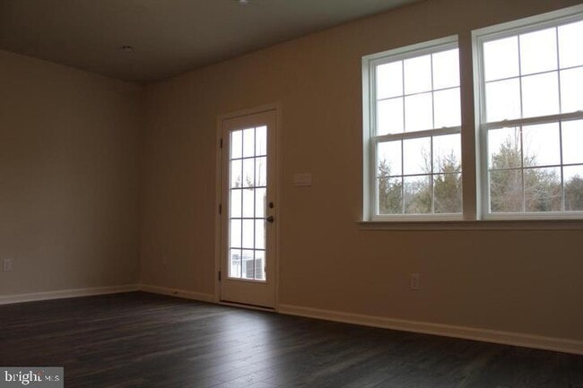Building Photo - 157 Mazzeo Dr