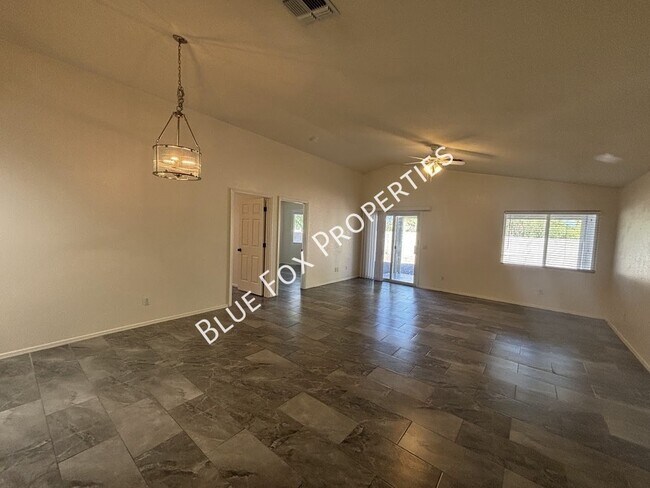 Foto del edificio - 13385 N Vistoso Bluff Pl