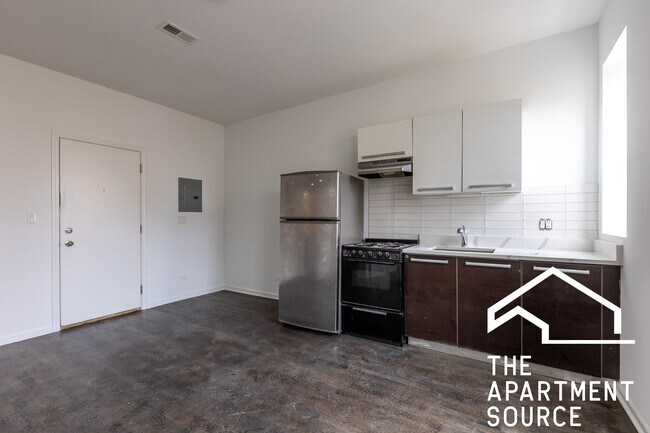Foto del edificio - 5054 N Winthrop Ave